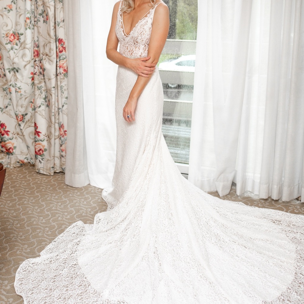 Mikaella Style #2100 Wedding Dress